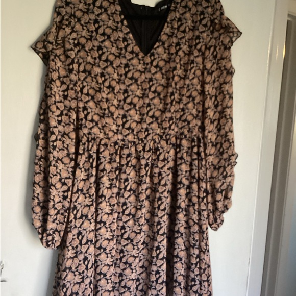 Dress lot - Picture 7 of 9